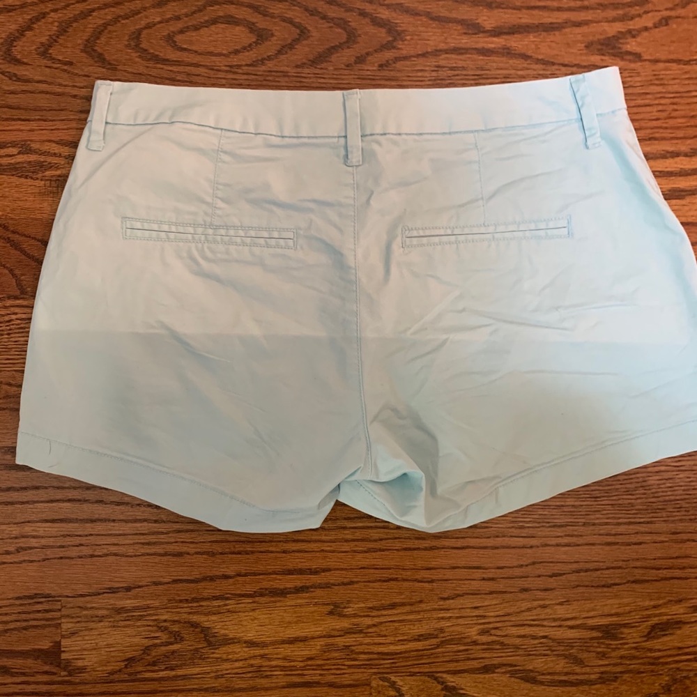 Shorts - Picture 2 of 3